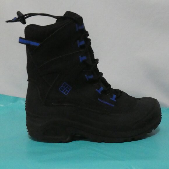 COLUMBIA SPORTSWEAR | size 5 | 200 Grams Insulated Waterproof Winter Boots - Picture 5 of 13